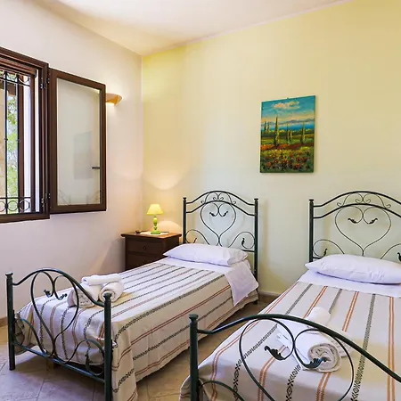 Uva Regina By Casa Di Marco * Gallipolli